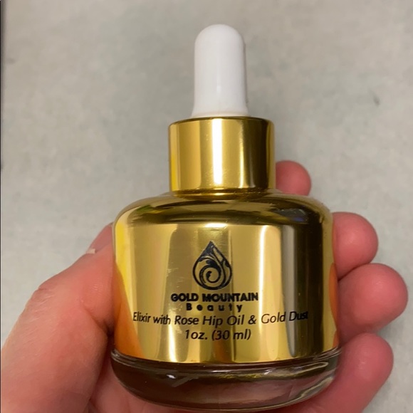 Soft dewy skin with this face serum - Picture 3 of 3